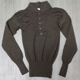 5 button sweater (2)