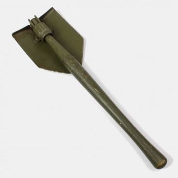 M-1943 Folding shovel