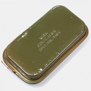 Steel US WWII First-aid bandage box