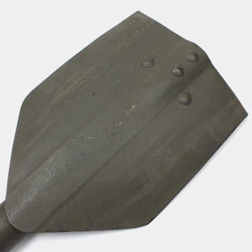 M-1943 Folding shovel