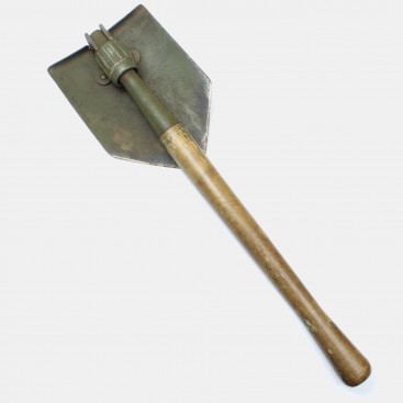 M-1943 Folding shovel