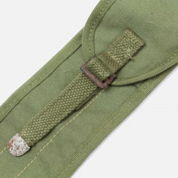Pouch for cleaning kit