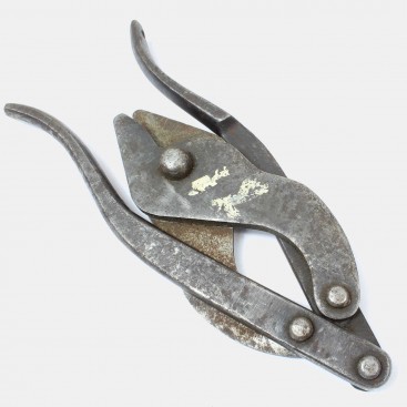 Cutting pliers GB