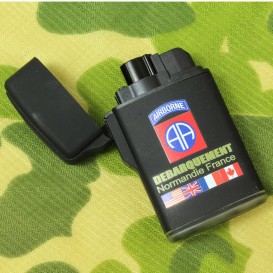 Briquet Tempête 82 - Débarquement